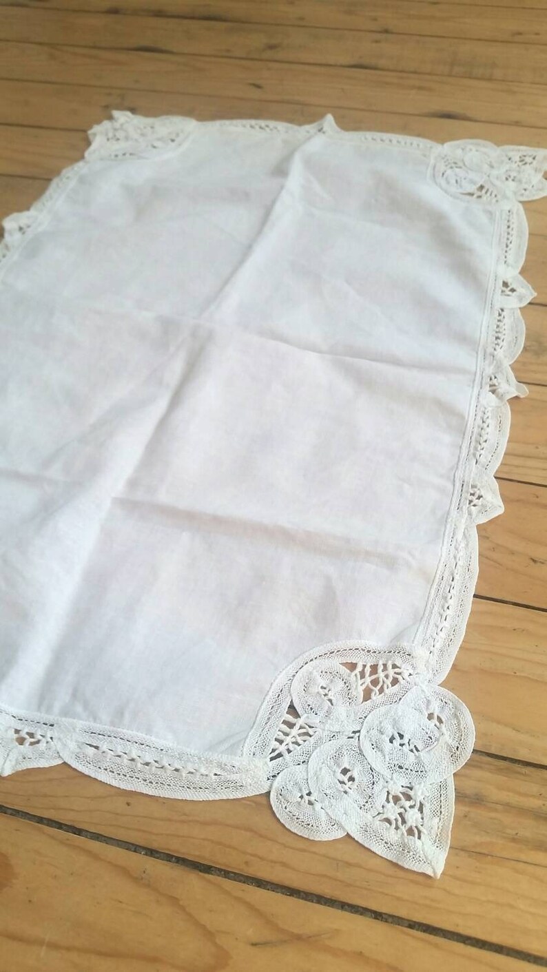 White Lace Work Table Runner Vintage Cotton And Lace Table Etsy