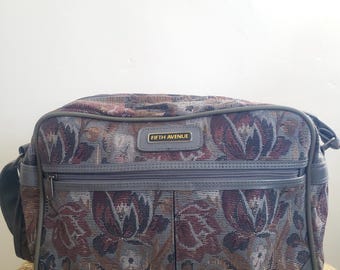 Large 1980's vintage Fifth Avenue tapestry weekender bag. Large vintage carpet bag. Overnight tapestry bag with strap.