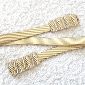 Vintage Accessocraft Seashell Clasp Stretch Expandable Glam Goldtone Belt Vintage Gold Seashell Belt - Etsy main image 2
