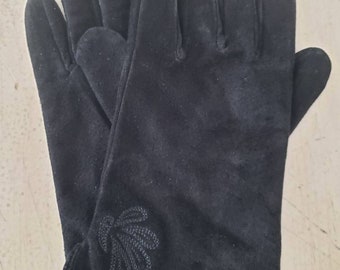 Pair of vintage 1980's suede lined gloves. Large black embroidered lined suede stitched gloves. Gifts for her. Pair of suede gloves.