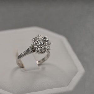 Platinum Diamond Engagement Ring