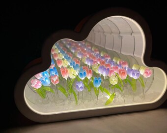 Lampada nuvola con tulipani - Specchio ad anello infinito - Graziosa decorazione domestica con LED - Piccolo giardino di tulipani domestici - Regalo per lei