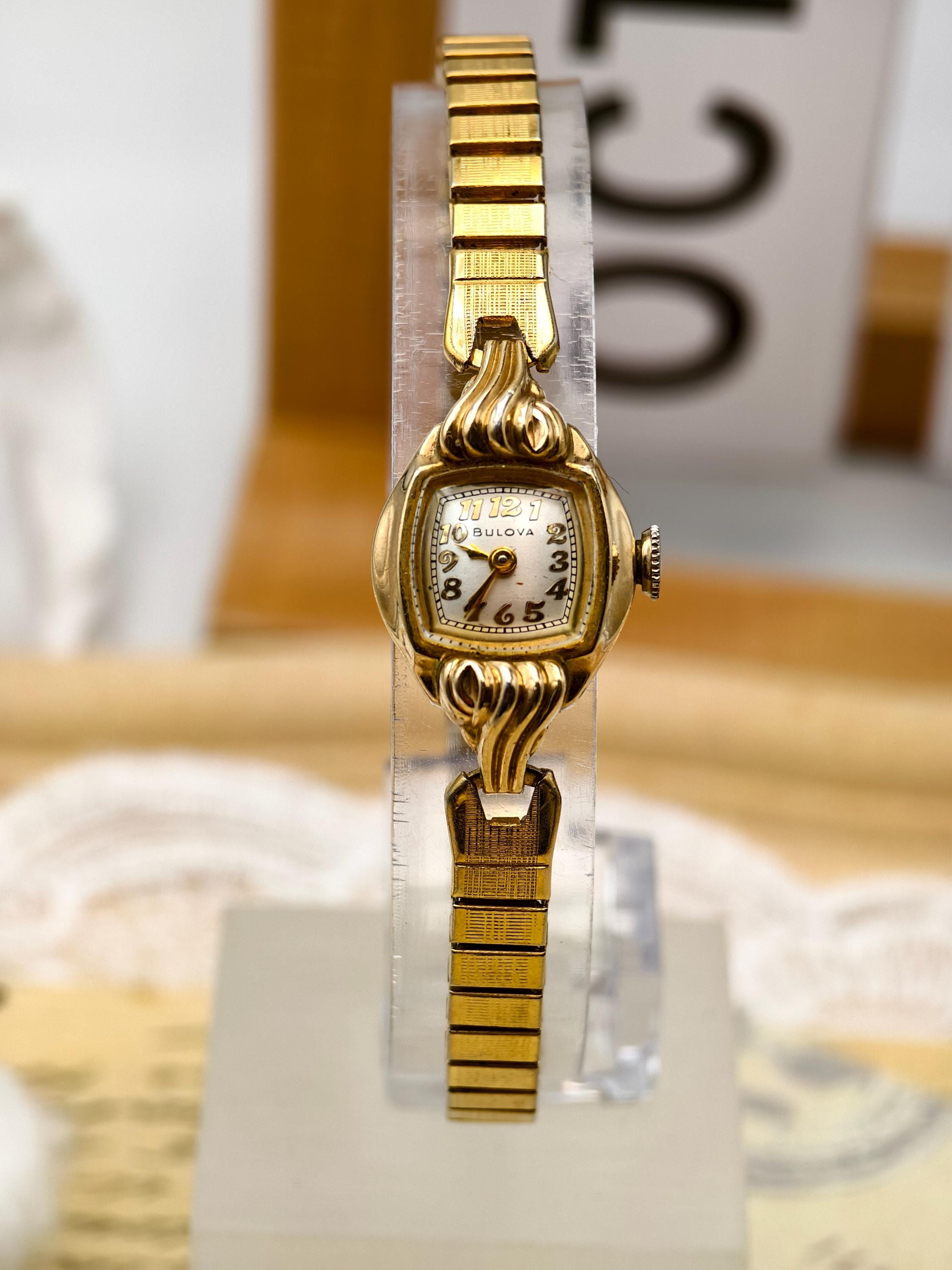 Vintage 1950s Bulova Ladies 10K Rolled Gold Mechanical Watch  display picture 3