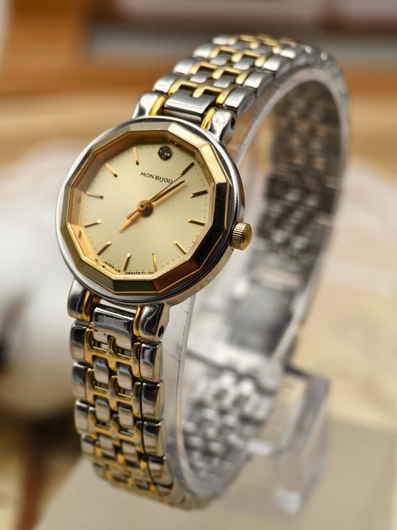 Vintage Orient Mon Bijou Ladies Quartz Two-Tone Watch Octagonal Gold Dial View 3