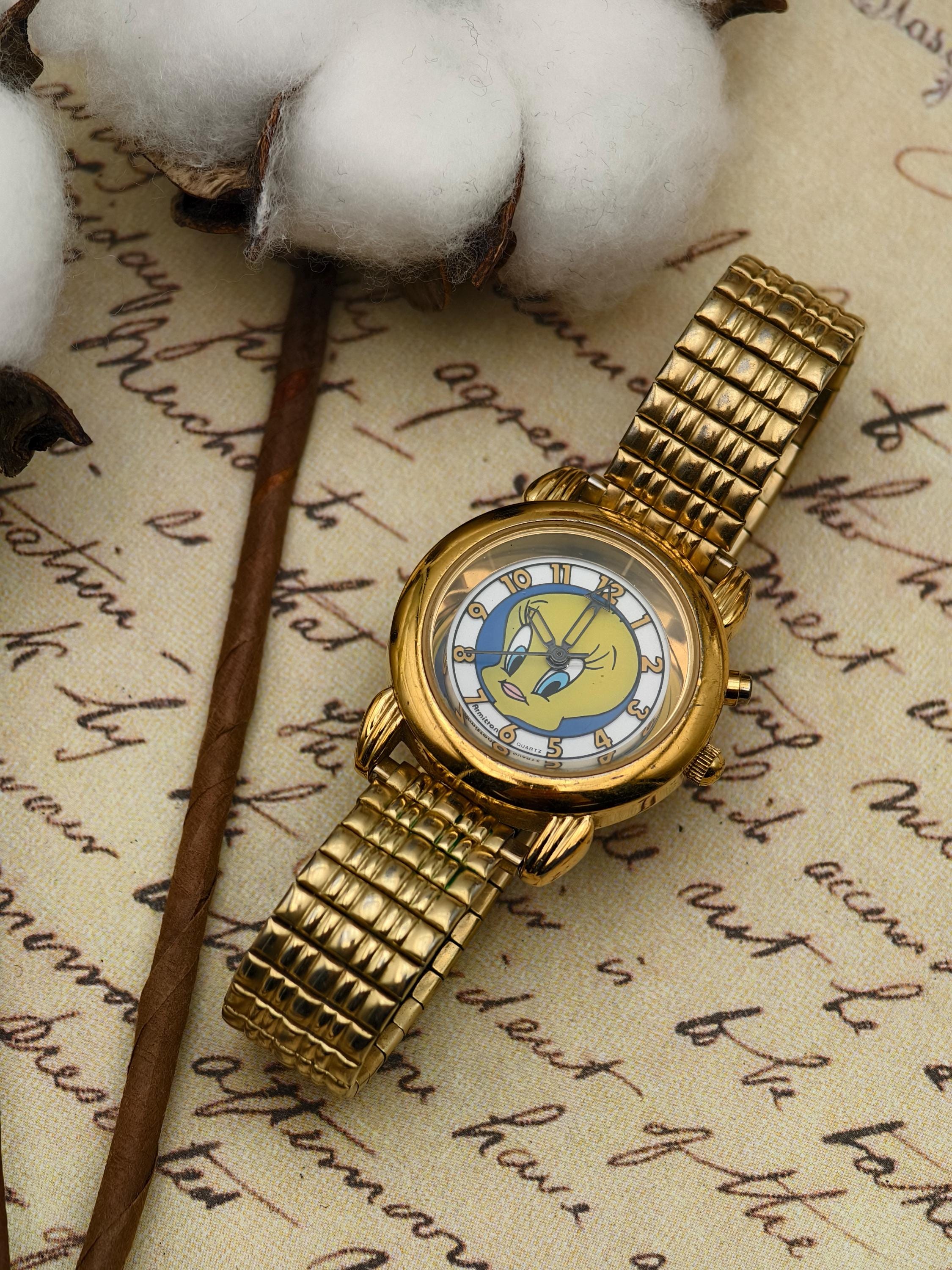 Armitron Tweety Bird Gold Watch Gold-tone & Pink Tweety Bird Watch | 90s Vintage Armitron  main image 3