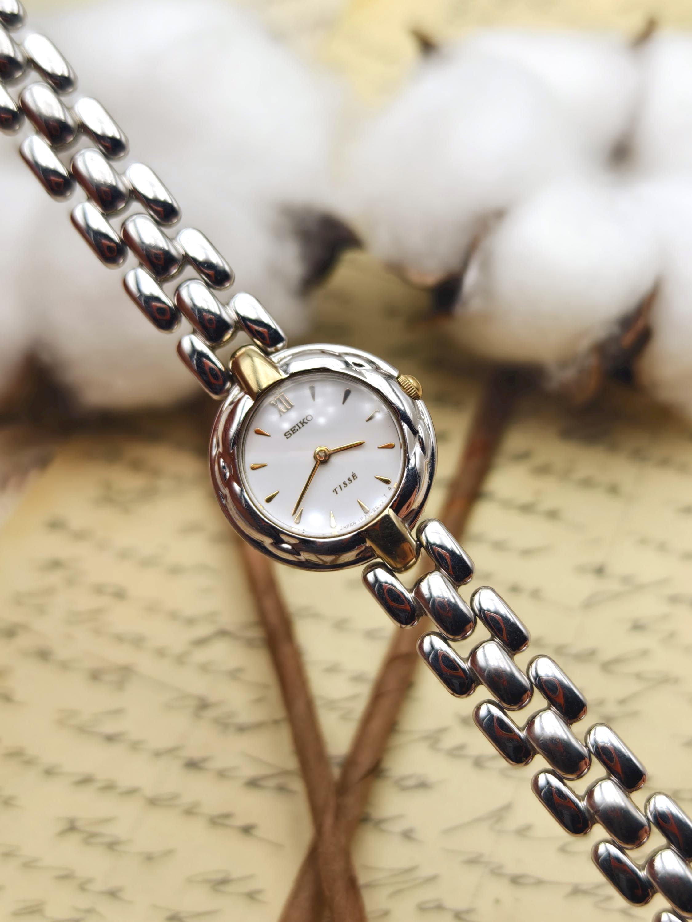 Vintage silver seiko watch women - Etsy 日本