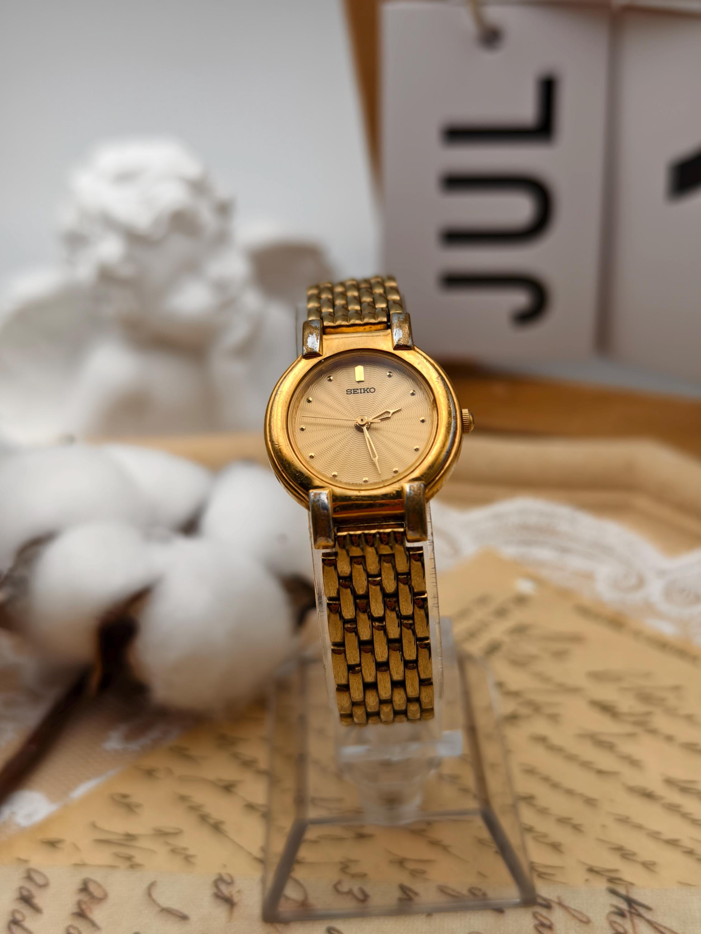 ヴィンテージ 1980年代 セイコー レディース クォーツ腕時計 ゴールド
