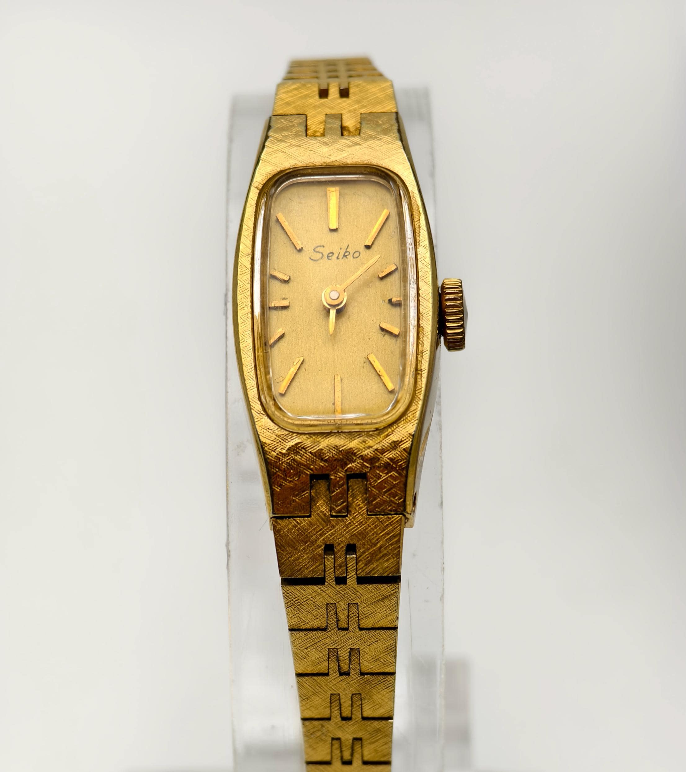 Vintage 1970s Seiko Ladies Gold Tone Mechanical Watch 14mm