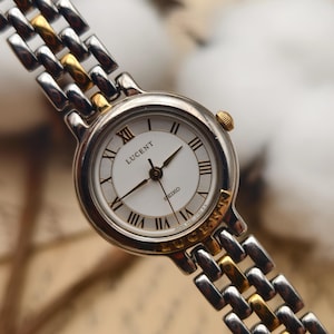 Vintage 1990s Seiko Lucent Ladies Two Tone Quartz Watch  display picture 3