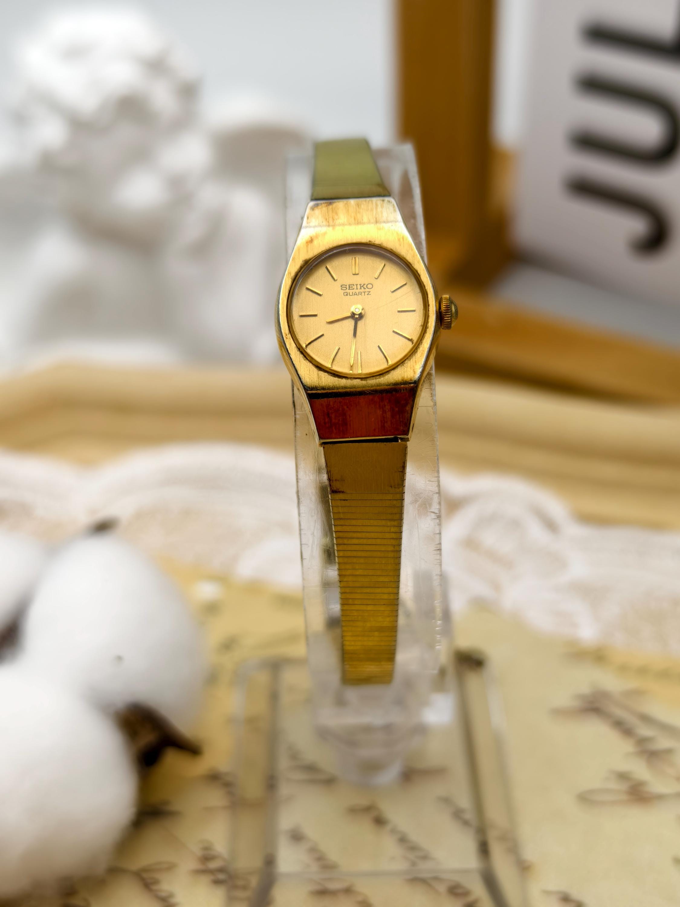 SEIKO セイコー　レディース　クォーツ　腕時計　ゴールド SEIKO セイコー レディース クォーツ 腕時計 ゴールド 電池交換