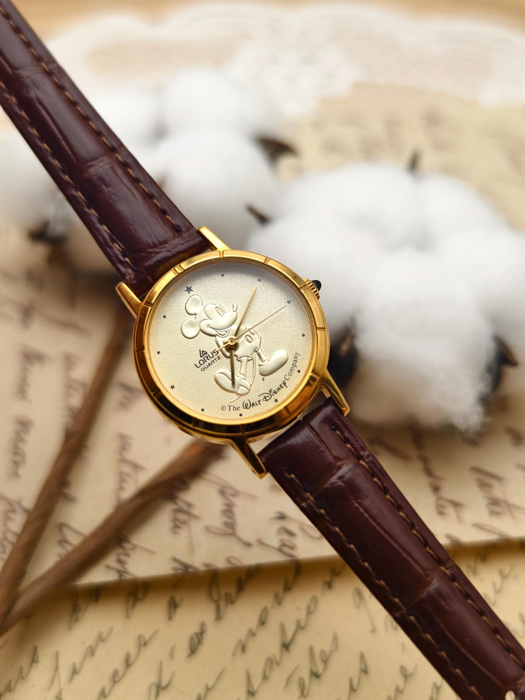 Vintage 1990s Lorus Disney Ladies Quartz Watch Gold Tone Mickey