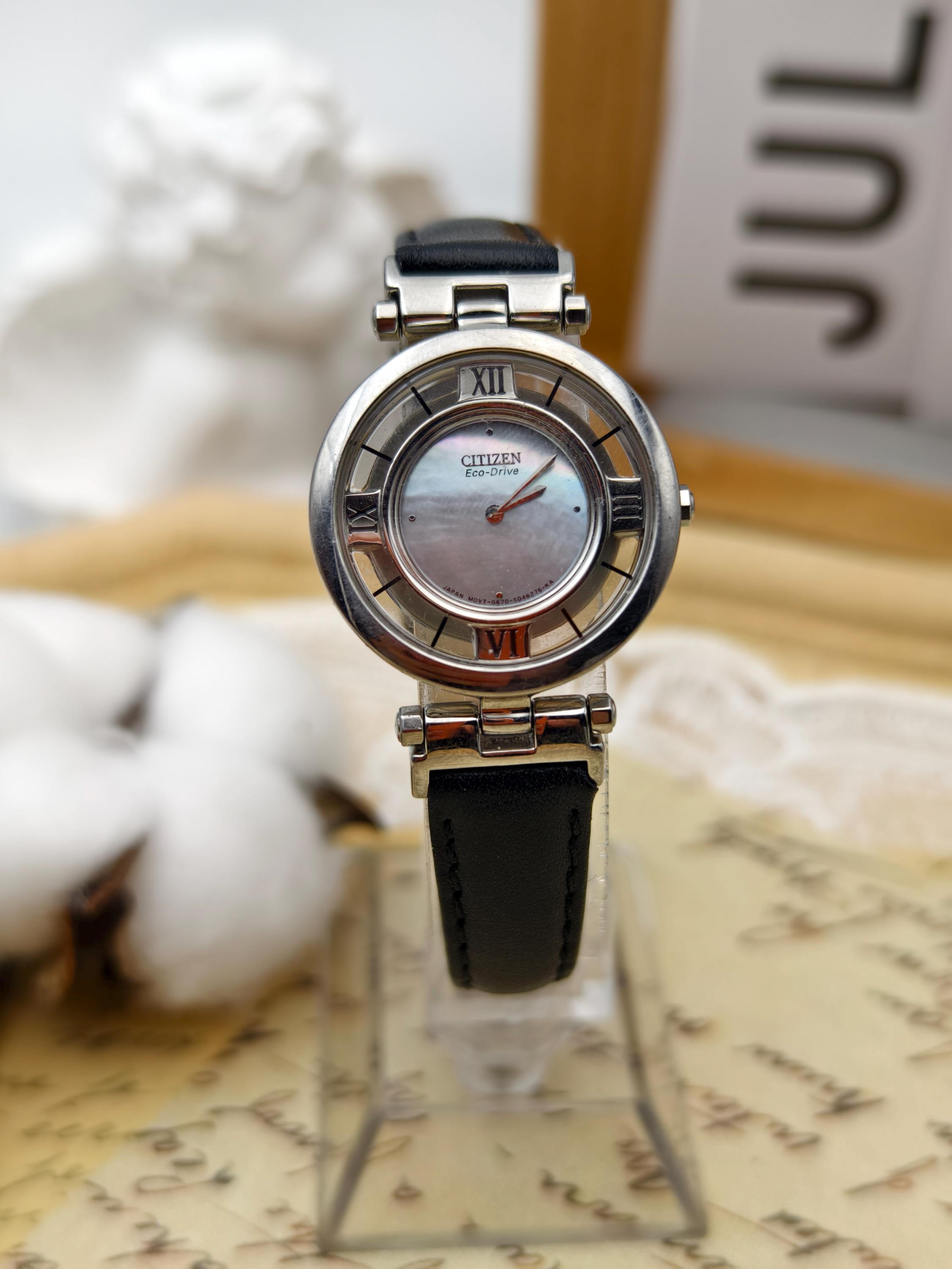 Orologio Citizen Eco-Drive da donna vintage anni 2000 con carica