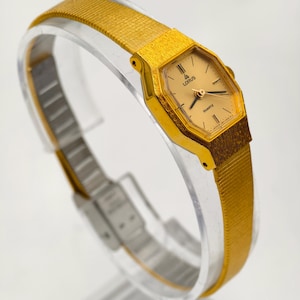 Orologio al quarzo vintage Lorus da donna color oro, anni '80, cassa ottagonale, 16,5 mm