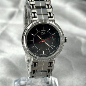 Vintage esq by movado stratus stainless steel womens sports watch - swiss made - unique red second hand