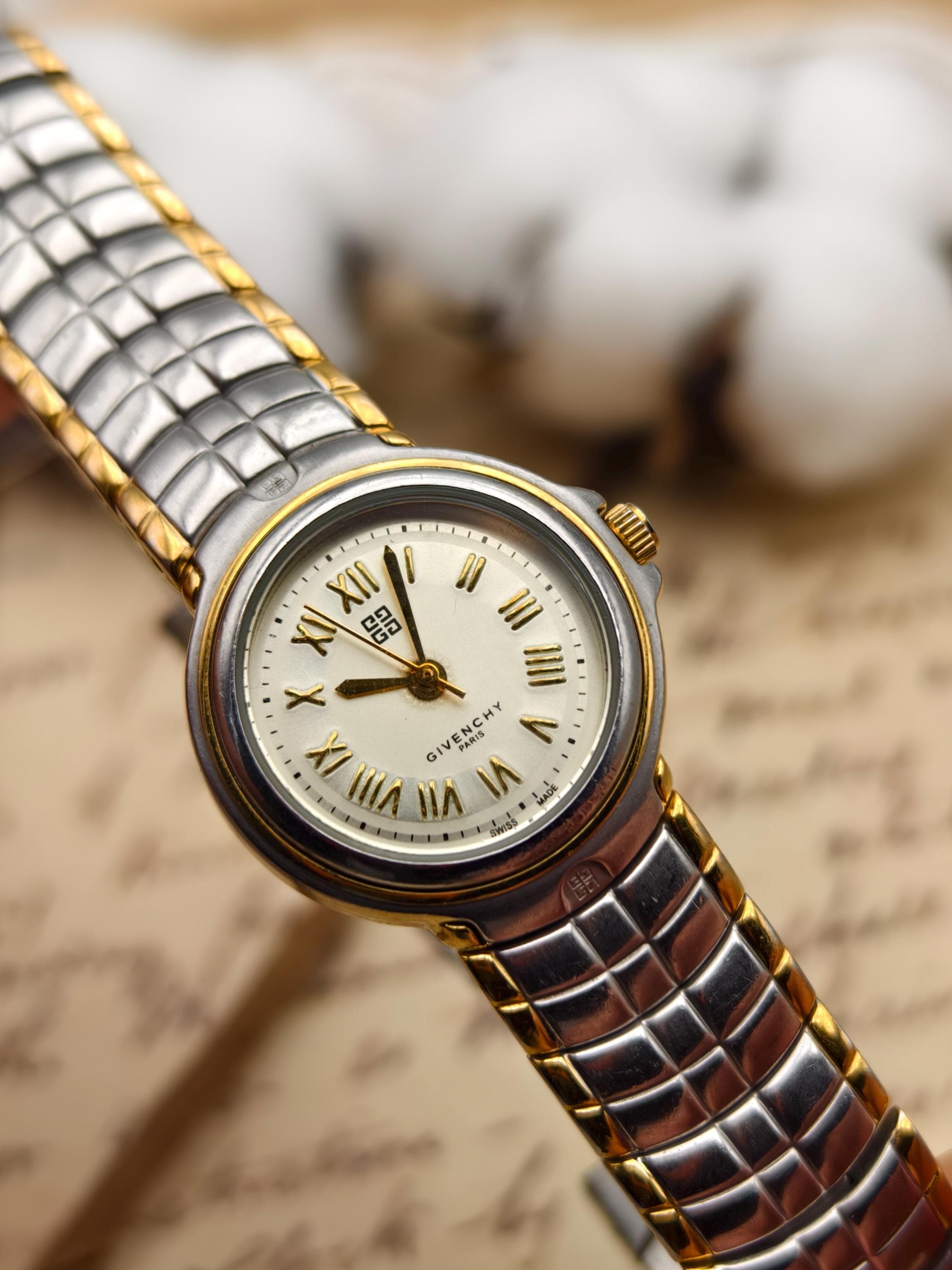 Montre Bracelet Vintage Millenium 2000 – Élégance Intemporelle Pour Adulte Unisexe