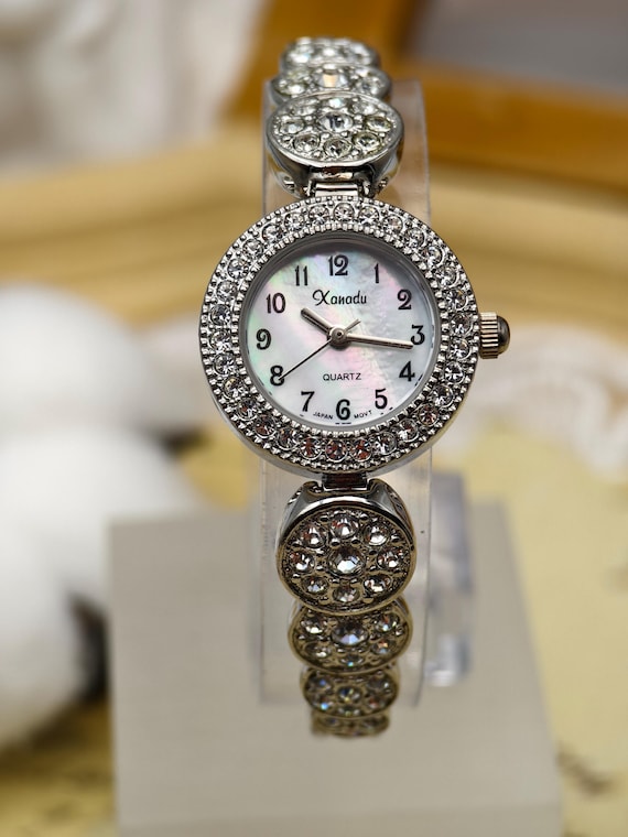 Vintage Xanadu Ladies Quartz Watch 21mm Silver Tone Crystal  display picture 2