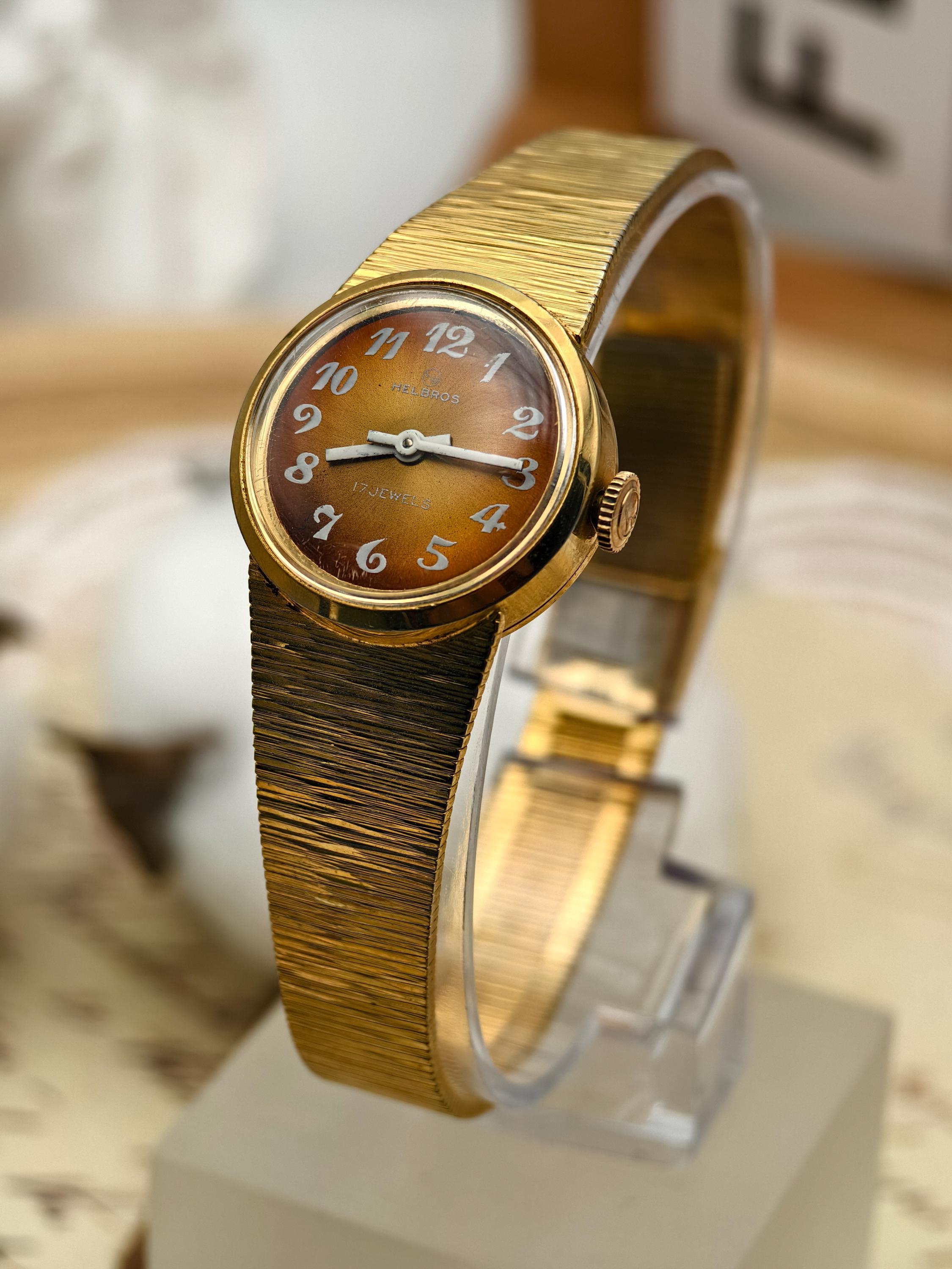 Vintage Helbros Women Watch Gold Tone 17 Jewels hand winding analog Wristwatch Vintage Helbros Women main image 2