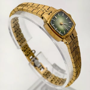 Orologio meccanico da donna Seiko vintage anni '70 color oro con quadrante verde da 18 mm