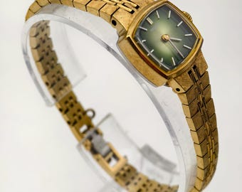Vintage 1970s Seiko Ladies Mechanical Gold Tone Watch Green Dial 18mm