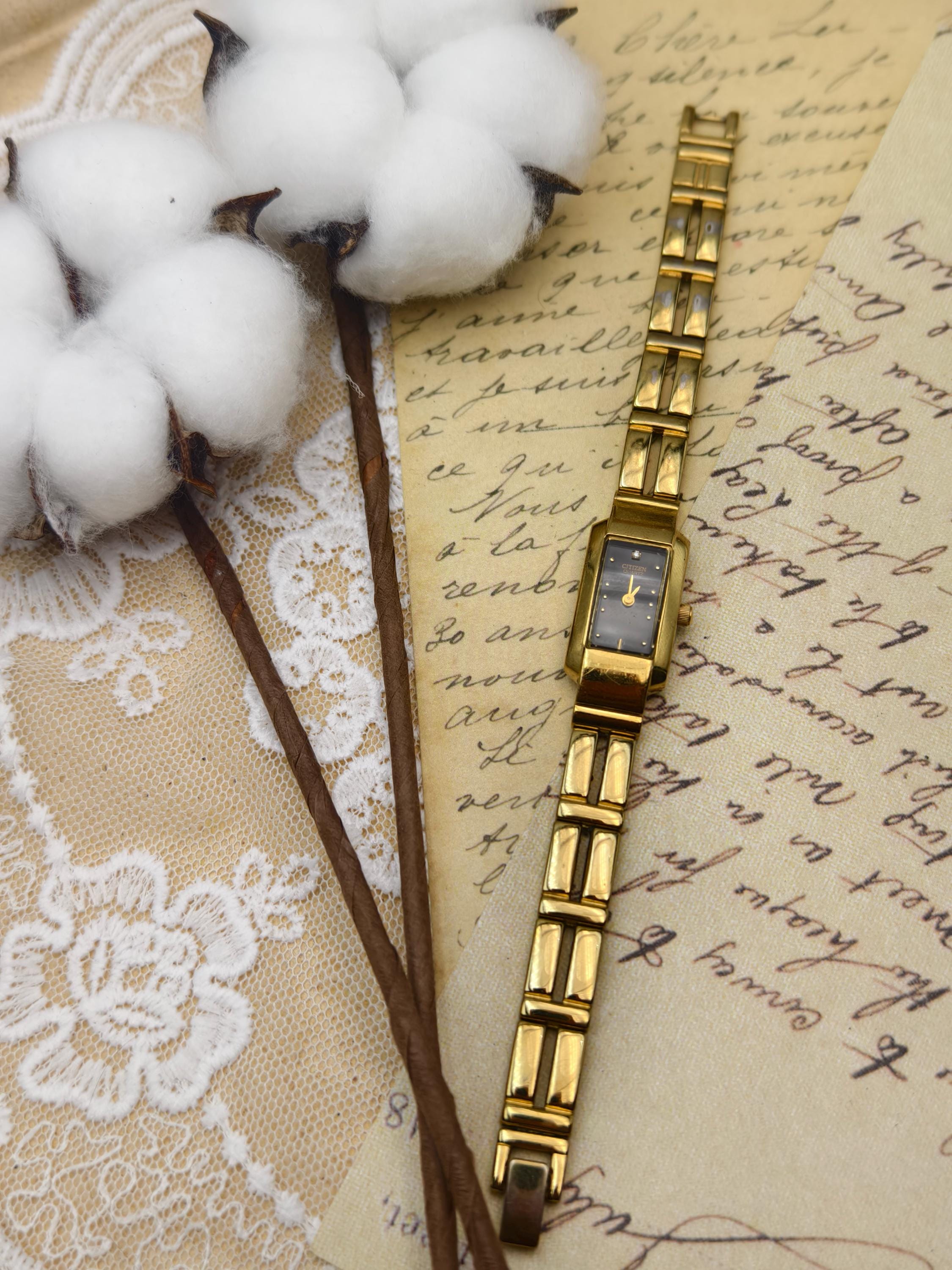 Citizen 90s Gold-Tone Women\'s Square Bracelet Watch new old stock Citizen Japan?? - Quartz 90s Vintage main image 4