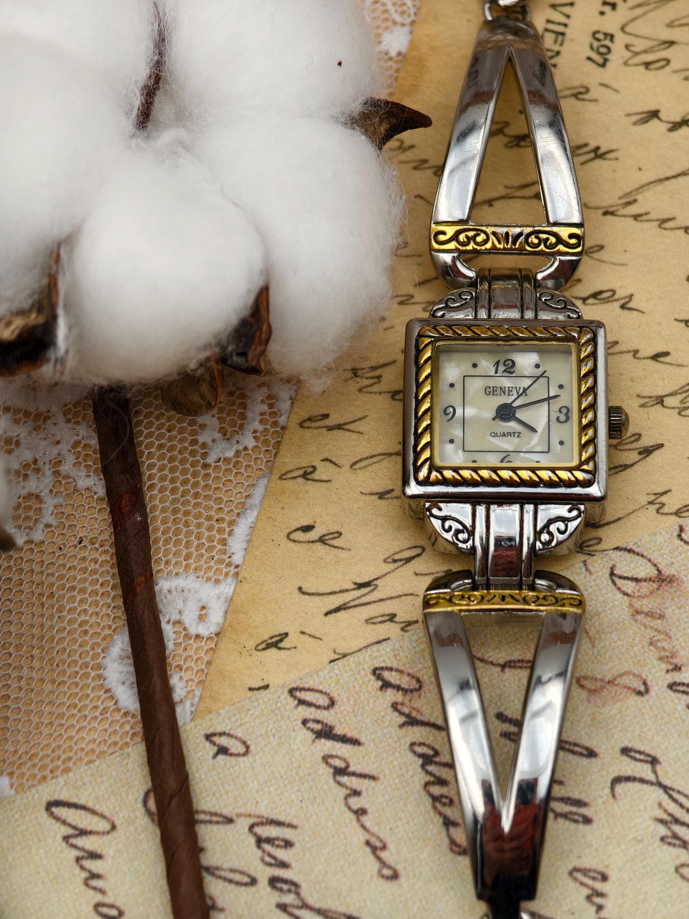Vintage 90s Geneva Tortoise Shell Womens Wrist Watch - Gold Square Face 7.5\
