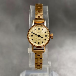 Vintage chaika ladies ussr gold tone mechanical watch, very rare!