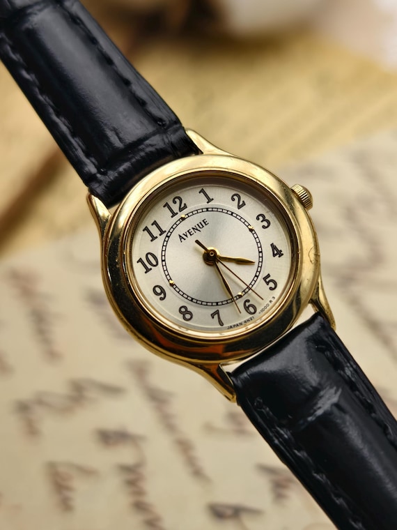 Vintage 1990s Seiko Avenue Ladies Watch, Gold Tone & Black  display picture 1