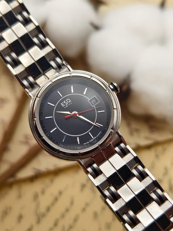 Vintage ESQ by Movado Stratus Ladies Watch: Swiss Made, Red  display picture 3
