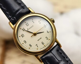 Vintage Seiko Ladies Two-tone Quartz Watch - Stainless Steel  display picture 1