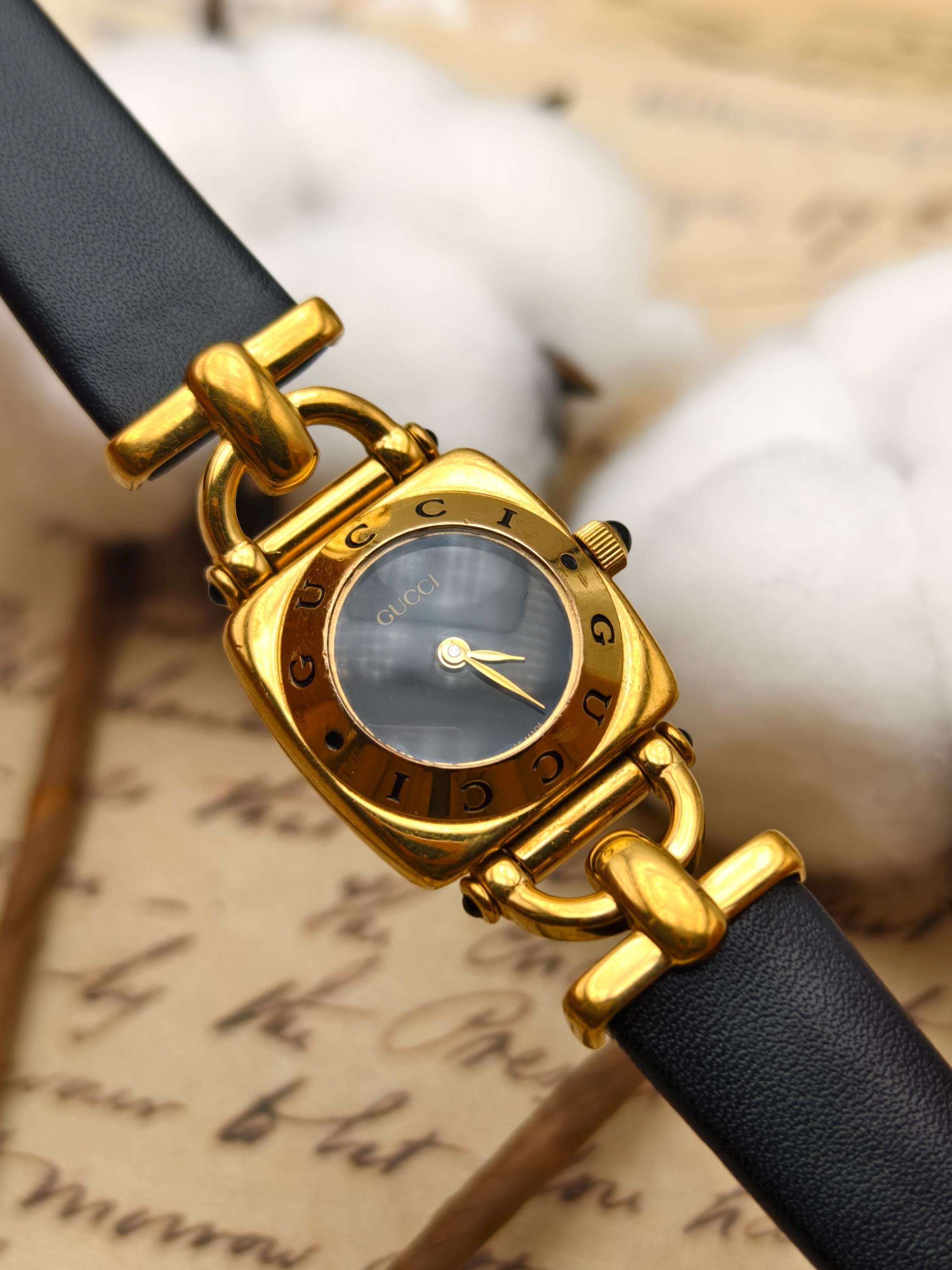 時計 OLD GUCCI leather belt watch Vintage Gucci Watch With Leather Strap - Etsy