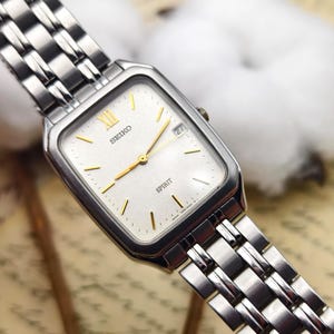 Vintage Seiko Spirit Men’s Stainless Steel Quartz Watch Rectangular Gold Tone Dial