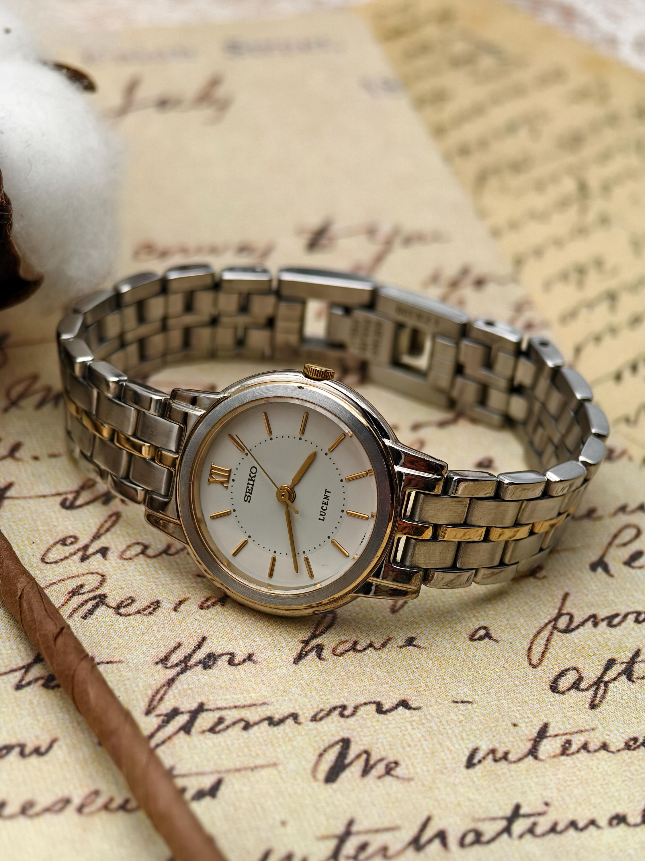 Vintage 1990s Seiko Lucent Ladies Quartz Two Tone Stainless Steel