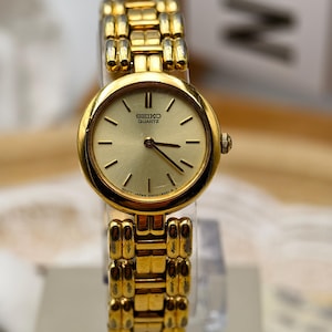 Vintage Seiko Quartz Ladies Watch – Gold-tone Dial  display picture 2
