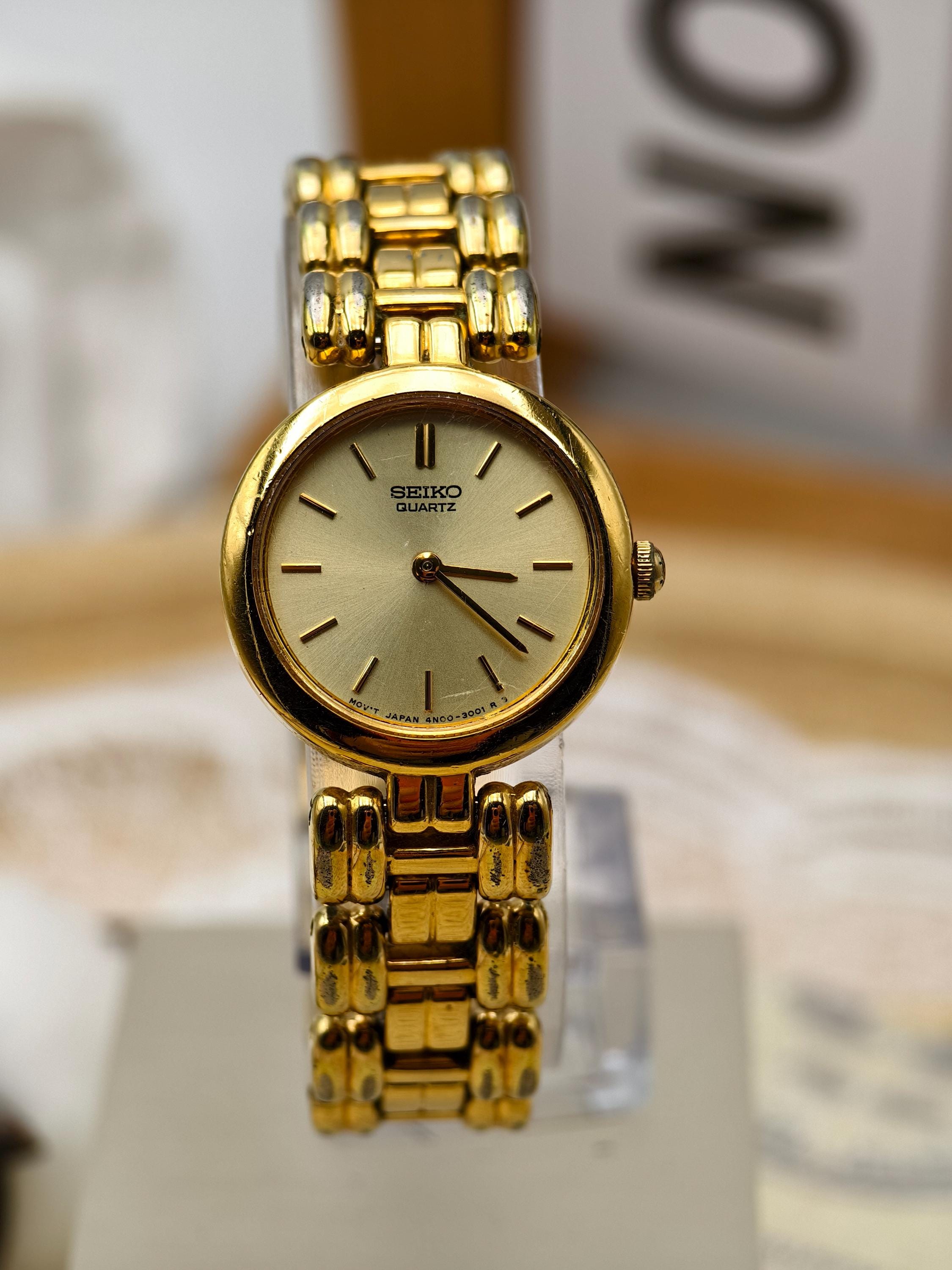 Vintage Seiko Ladies Wristwatch Gold Tone Quartz Japan Movement Vintage Seiko Women Quartz Watch Gold Tone Band 12mm 2E20  main image 4