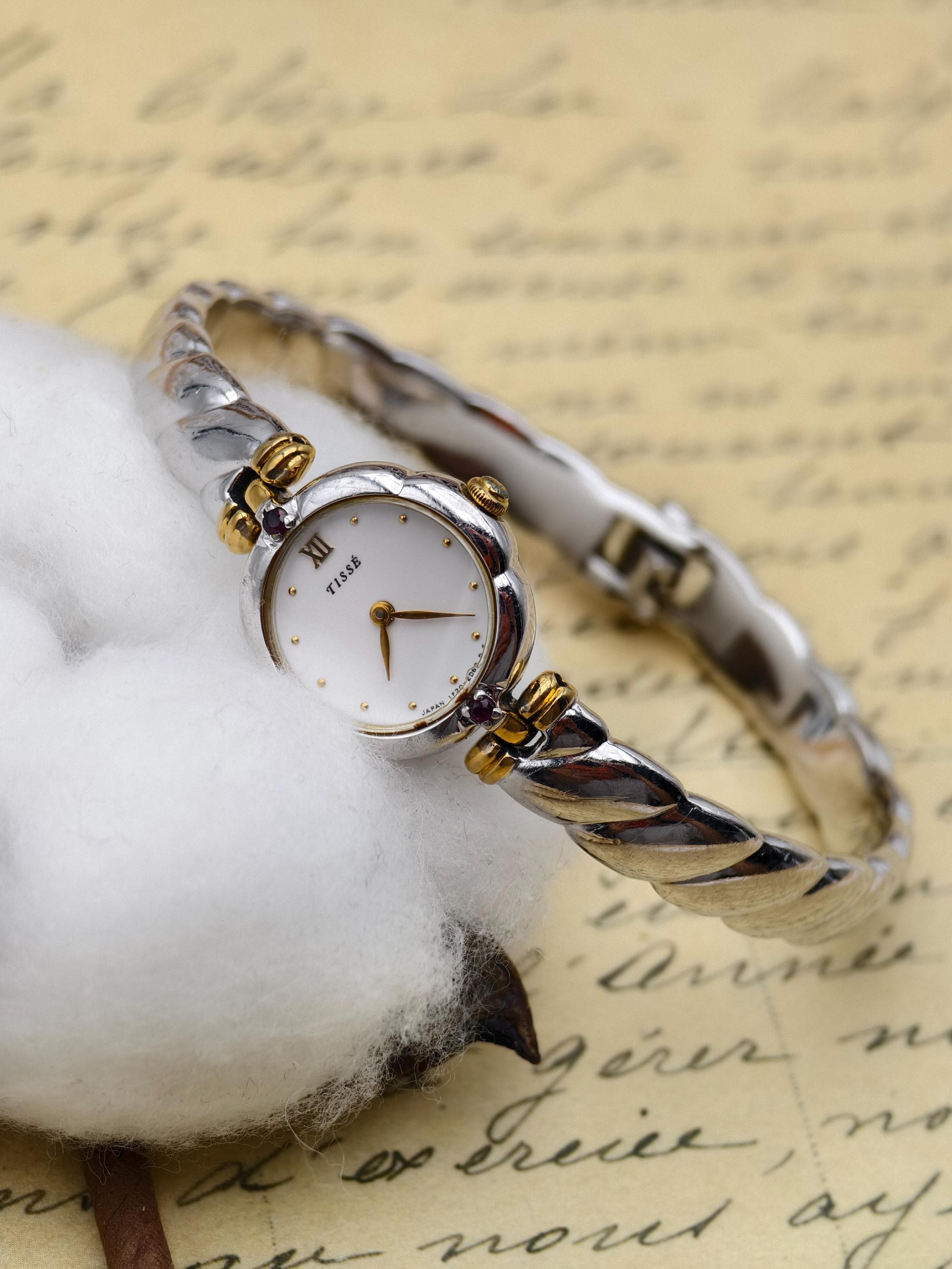 ヴィンテージ　SEIKO　セイコー　TISSE　　レディース　ウォッチ 9 Vintage Seiko Tisse Ladies Bangle Watch Two Tone Bracelet White