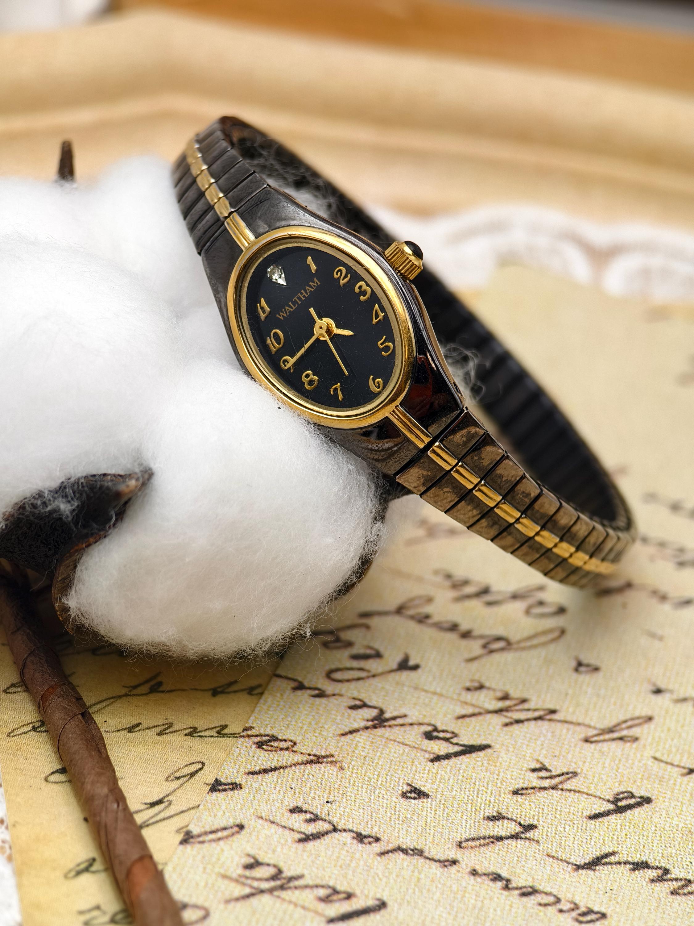 Vintage 1990s Waltham Ladies Quartz Watch Two-tone Oval Case