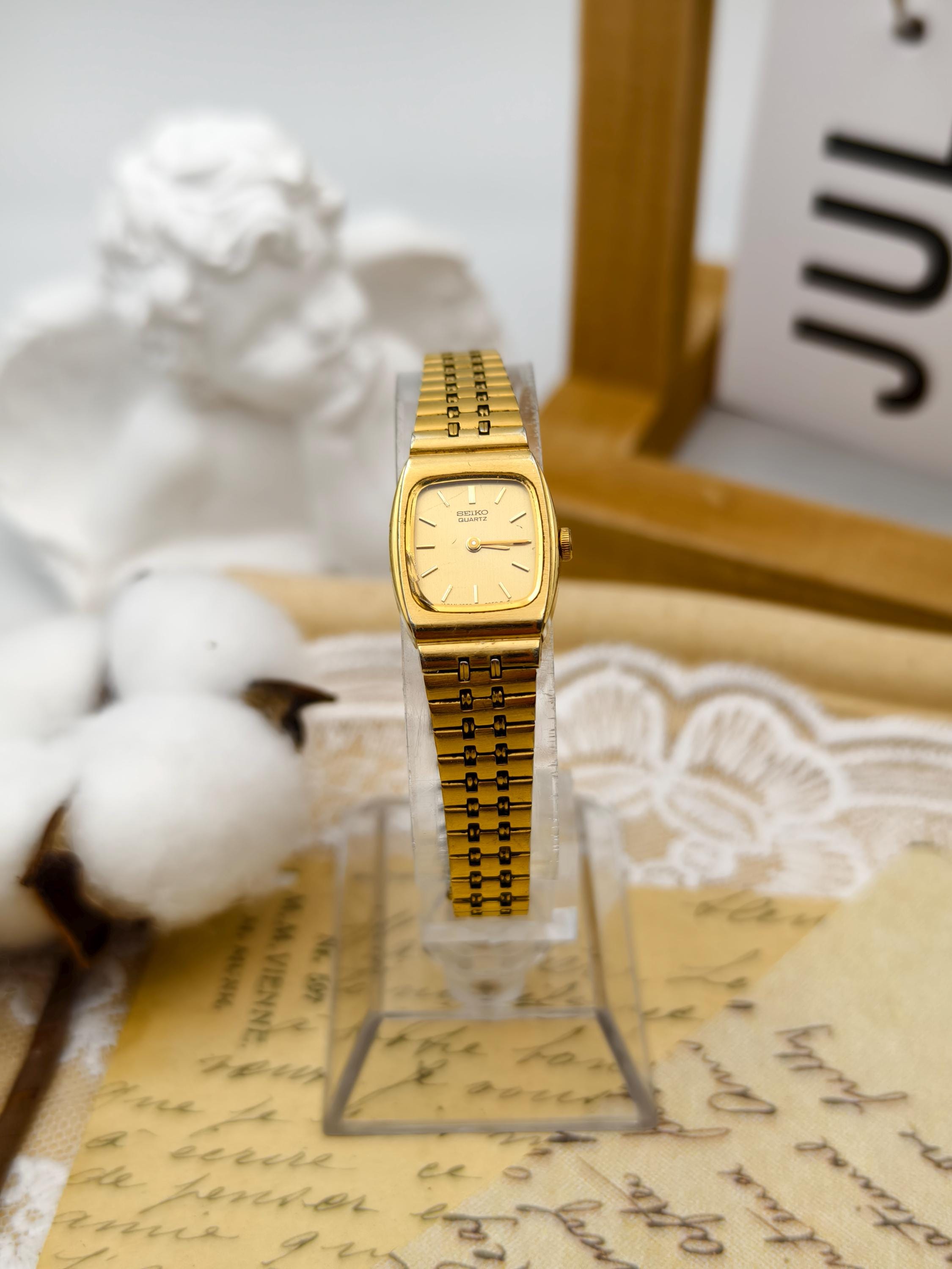 美品 稼動品 セイコー SEIKO ビンテージ メンズ腕時計 ゴールド レトロ 稼働 良品 SEIKO DOLCE 腕時計 ブレス一体型 ゴールド メンズ