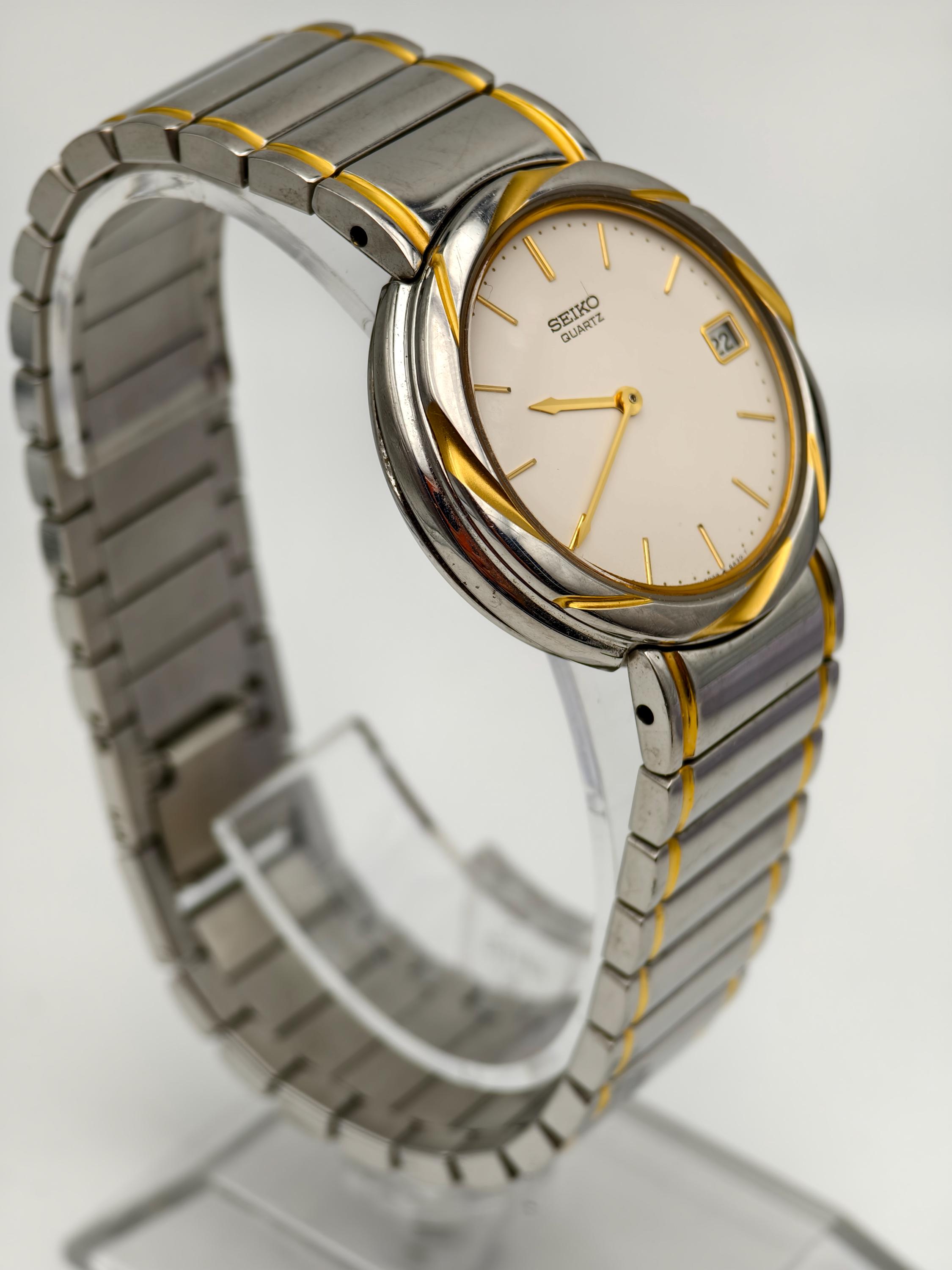 Vintage 1990s Seiko Unisex Quartz Two Tone Watch 5P29-6A30