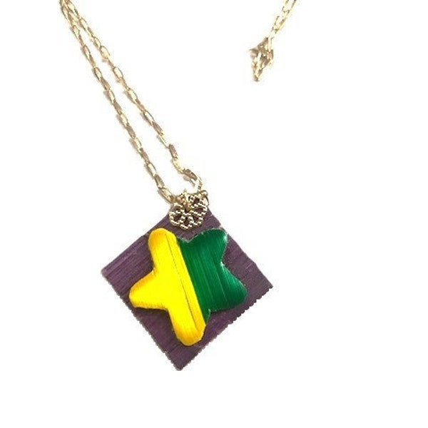 Mardi Gras colors. Necklace with handmade pendant. Straw marquetry. Unique piece.