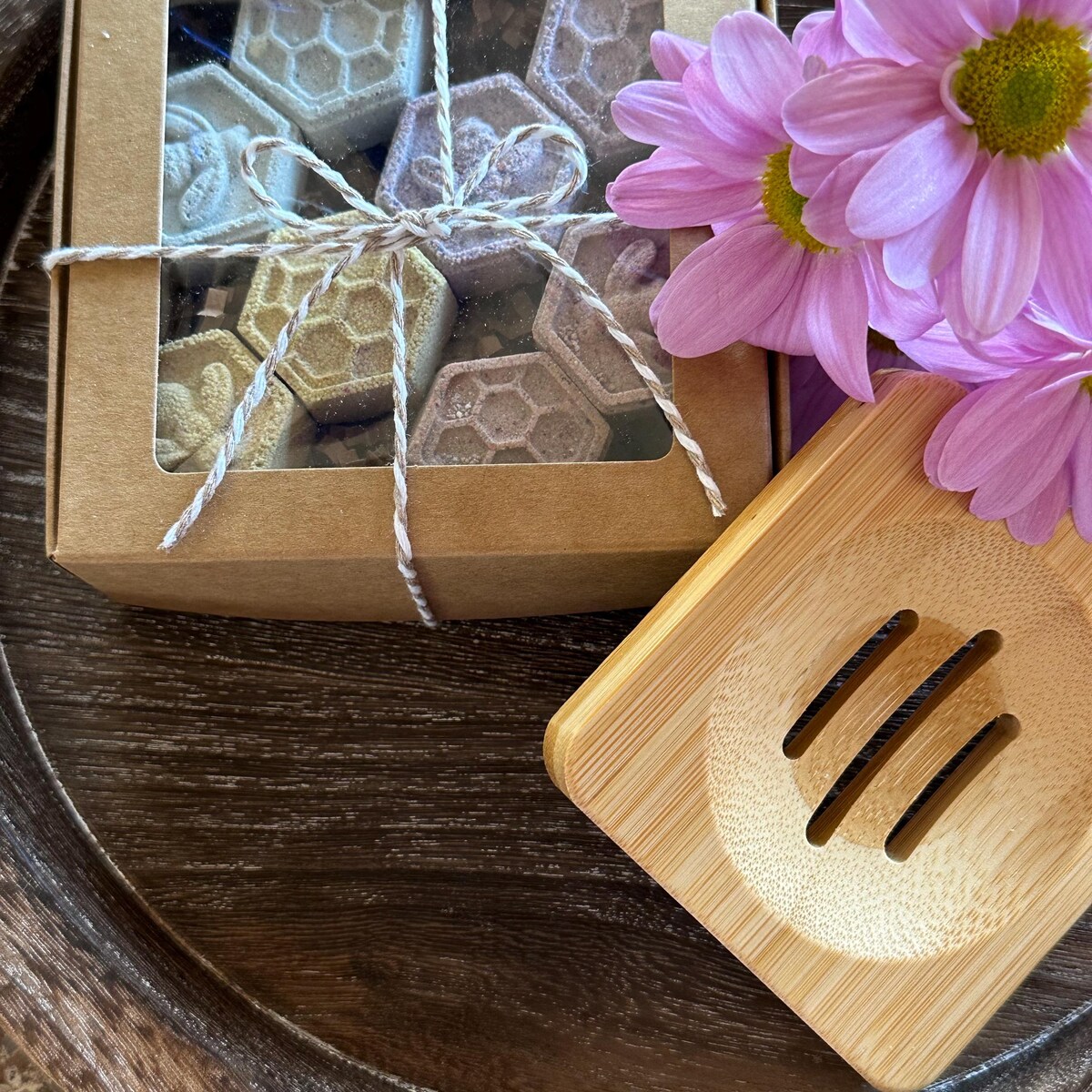 Organic natural mini shower steamers | Assorted Scent | 8 pack gift box w/ squaretray