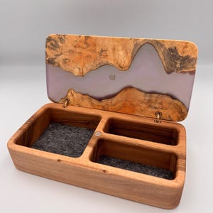 Wooden Meditation Box for Crystals, Mala Beads & Incense – Handmade Keepsake Box for Spiritual Practice, Yoga Gift, Mindfulness Storage Box