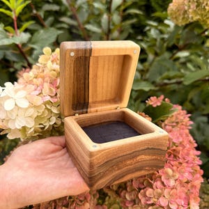 Caixa de brincos de madeira personalizada, organizador de joias de madeira natural, caixa de joias rústica com gravura, presente personalizado para ela