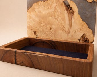 Handmade Wooden Jewelry Box – Valentine’s Day Gift for Her, Elegant Keepsake