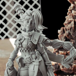 Halberd welder Jillie Goblin 32mm scale Fantasy DnD - Miniature for Mini RPG Tabletop Garage Kit, Fantasy Miniatures, DnD Miniatures