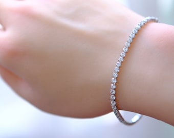 Tennisarmband, 2,5 mm silberne kleine Zirkonia-Diamanten, Brautjungfern Geschenk, Hochzeitsarmband