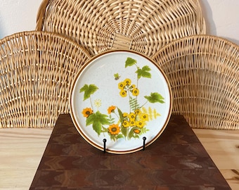 Vintage Ceramic Stoneware Mikasa Fresh from the Garden plate with flowers