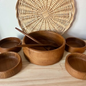 Vintage Teak Set of Large bowl with 4 smaller bowls and salad tongs/utensils