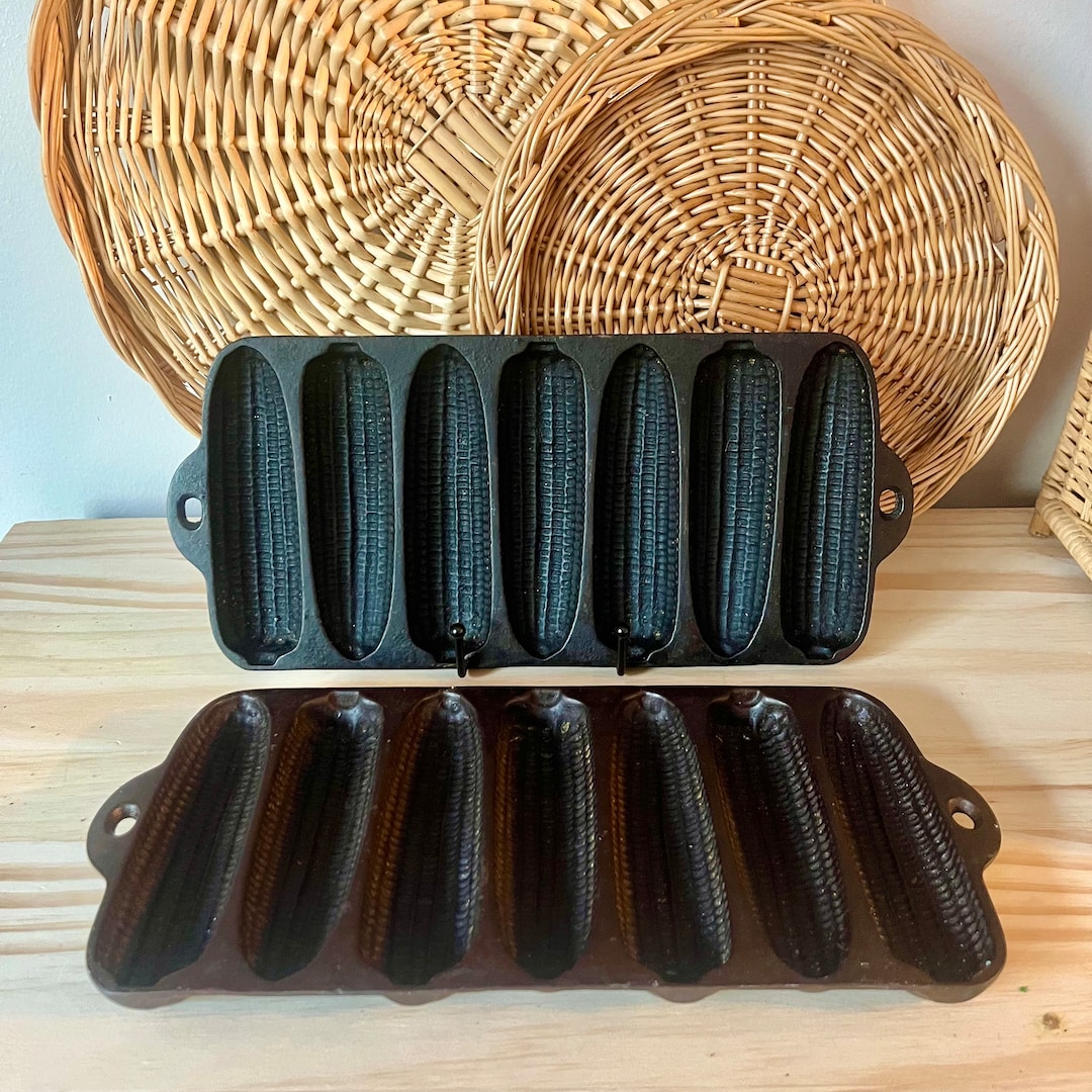 Cast Iron Cornbread Pan Skillet - Etsy