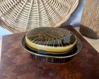 Vintage Arabia of Finland “Kosmos” Butter dish container signed by GOG Gunvor Olin-Grönqvist
