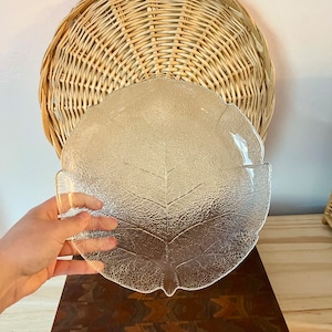 Vintage Arcoroc France “Aspen” glass plate